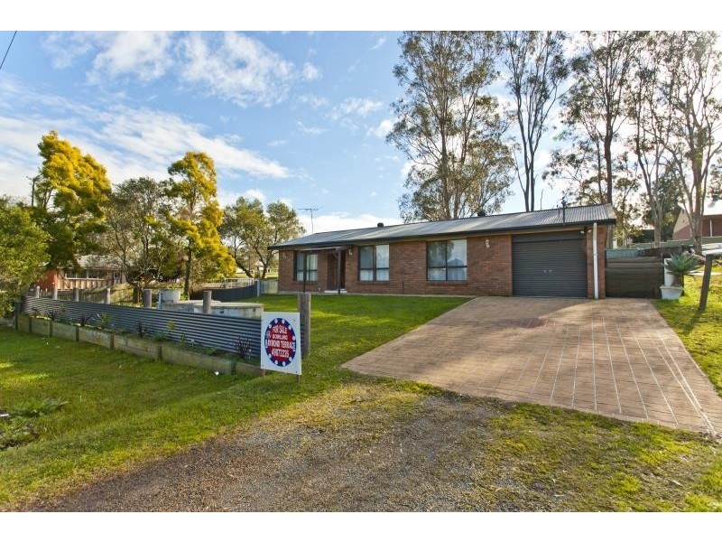 9 EAST SEAHAM ROAD, Seaham NSW 2324