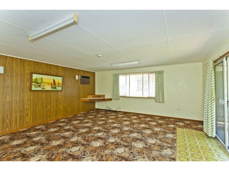 7 Melba Crescent, Raymond Terrace NSW 2324