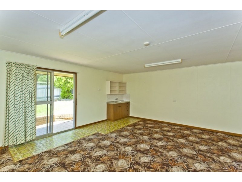7 Melba Crescent, Raymond Terrace NSW 2324