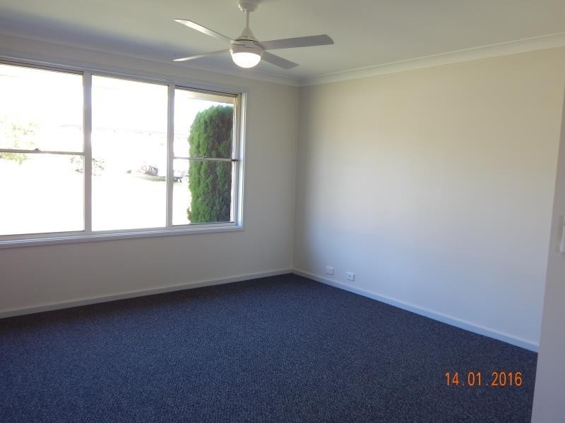 3 ROBERT CAMPBELL DRIVE, Raymond Terrace NSW 2324