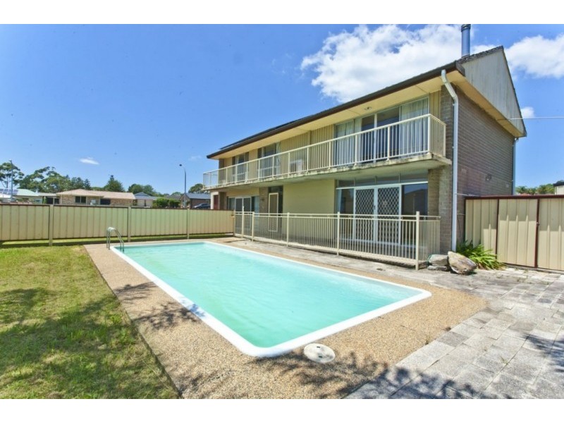 163 Benjamin Lee Drive, Raymond Terrace NSW 2324