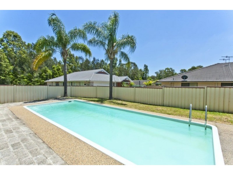 163 Benjamin Lee Drive, Raymond Terrace NSW 2324