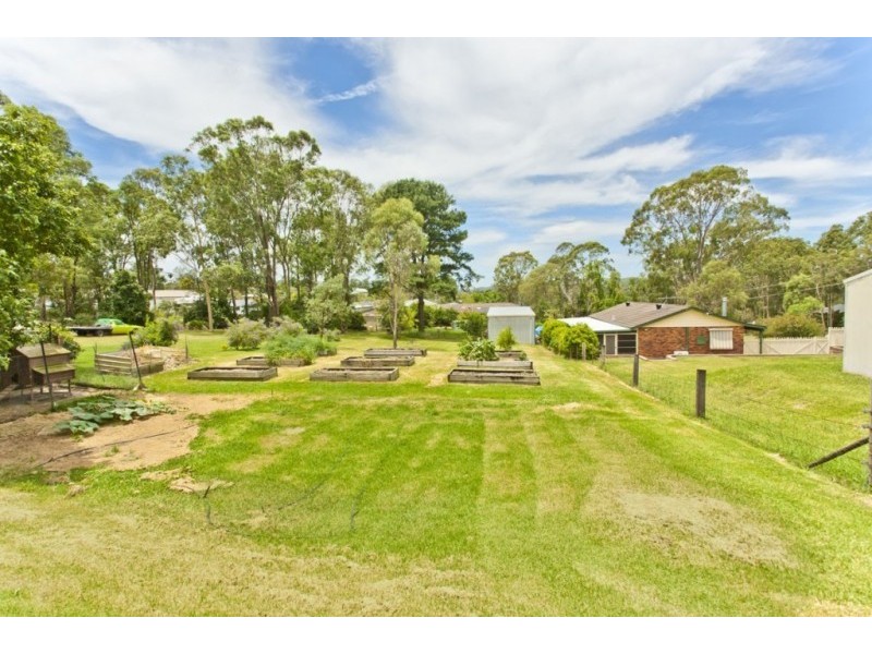 21 Scott Street, Seaham NSW 2324