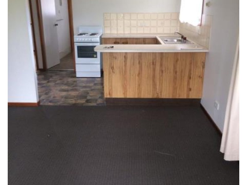 2/15 DURHAM CLOSE, Raymond Terrace NSW 2324