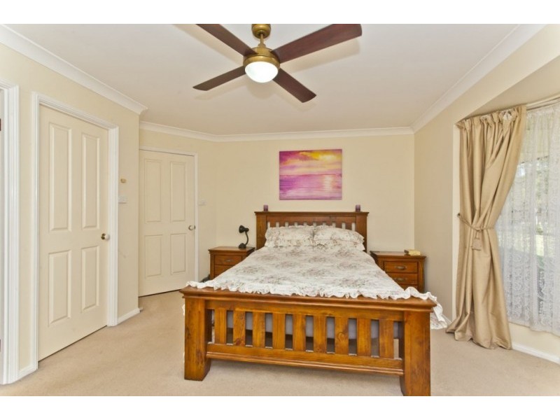 15 Eskdale Park Drive, Seaham NSW 2324