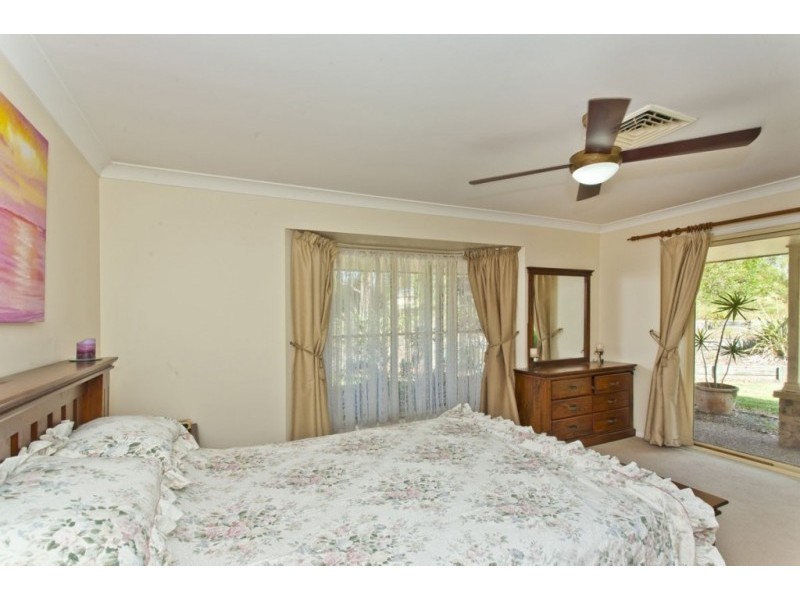 15 Eskdale Park Drive, Seaham NSW 2324