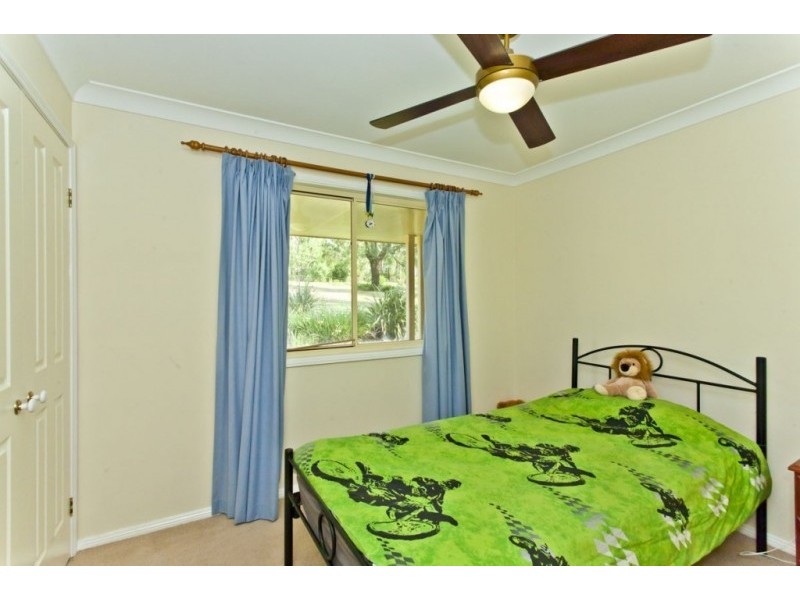 15 Eskdale Park Drive, Seaham NSW 2324