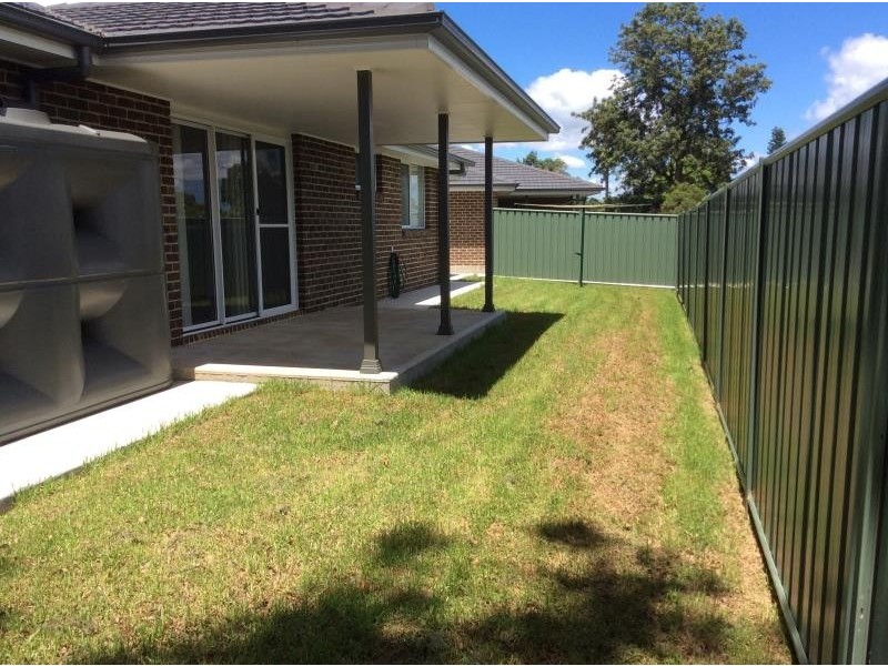 11 OAKS CIRCUIT, Raymond Terrace NSW 2324