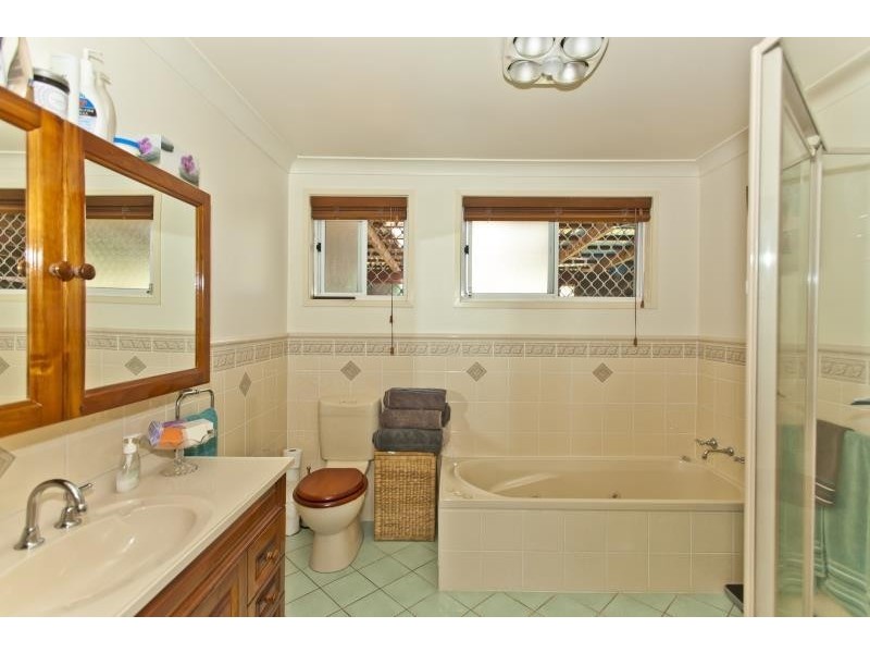 16 GARDEN AVENUE, Raymond Terrace NSW 2324