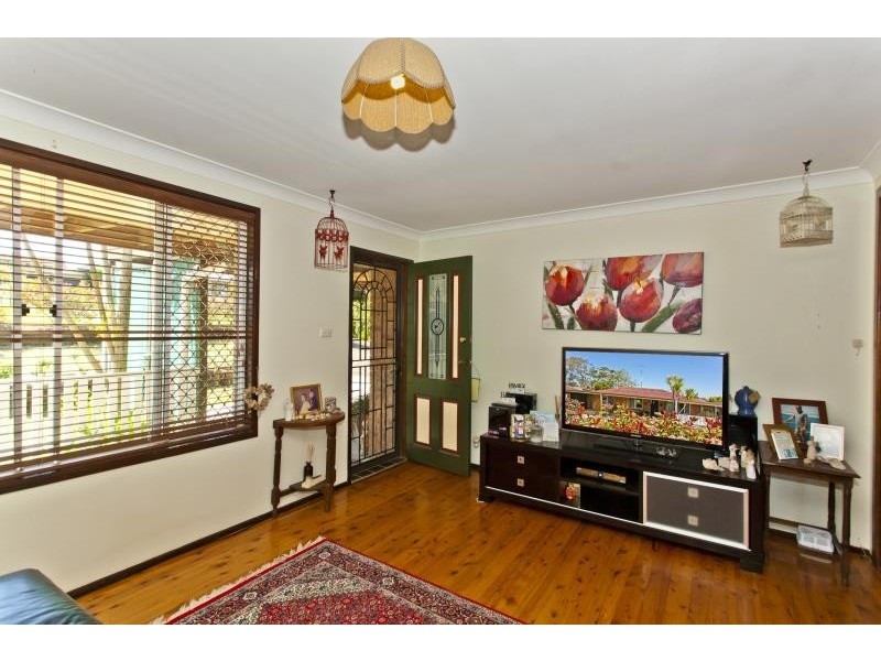 16 GARDEN AVENUE, Raymond Terrace NSW 2324