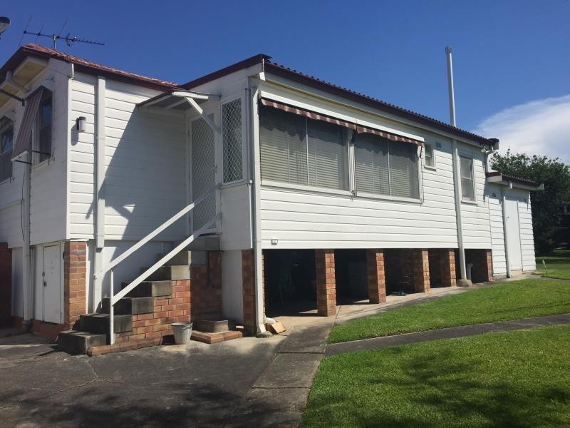 16 THOMAS STREET, Raymond Terrace NSW 2324