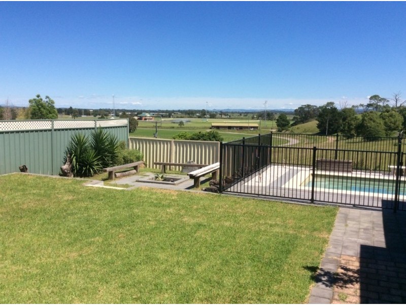 25 Alton Road, Raymond Terrace NSW 2324