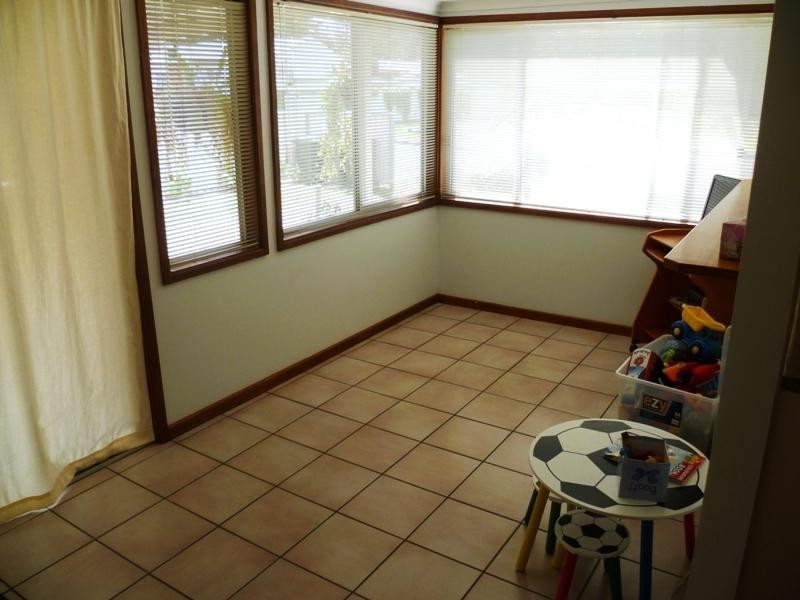 2 CUNNINGHAM CLOSE, Raymond Terrace NSW 2324