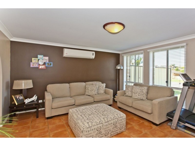 81 Dalyell Way, Raymond Terrace NSW 2324