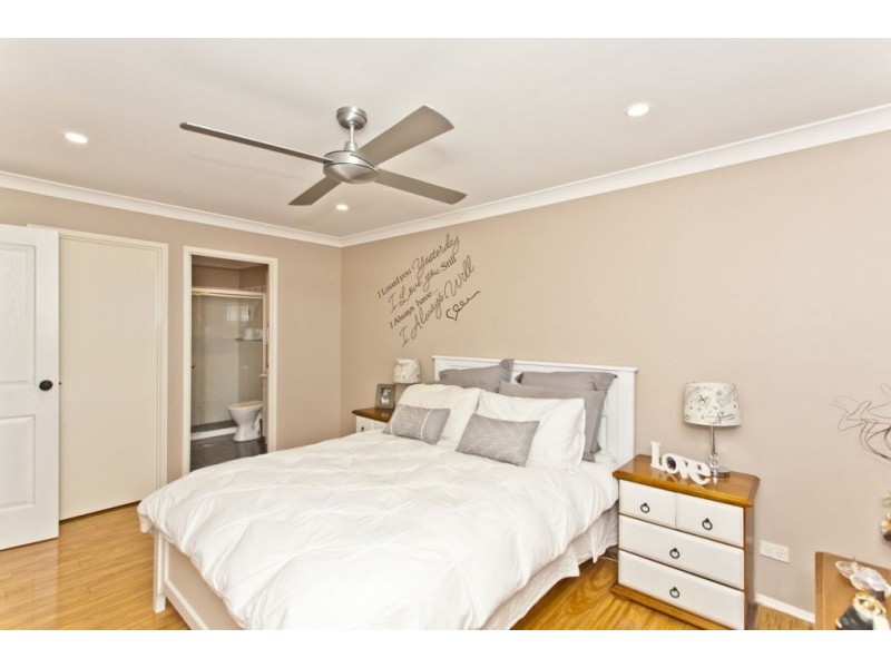 81 Dalyell Way, Raymond Terrace NSW 2324