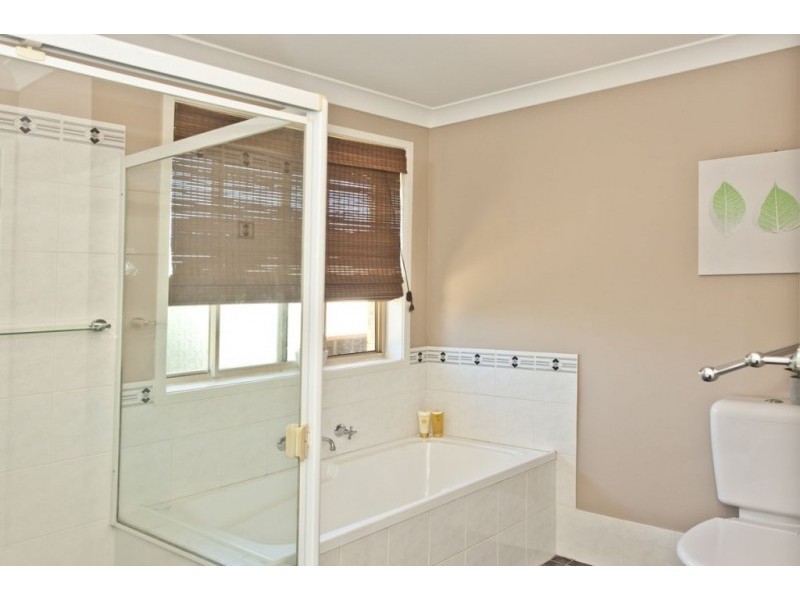 81 Dalyell Way, Raymond Terrace NSW 2324