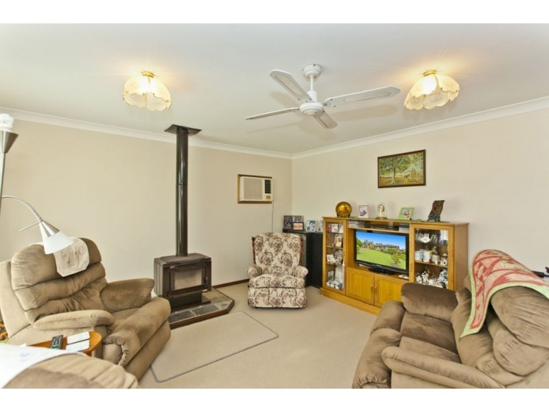 11 Oldfield Close, Raymond Terrace NSW 2324