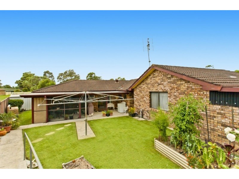 11 Oldfield Close, Raymond Terrace NSW 2324