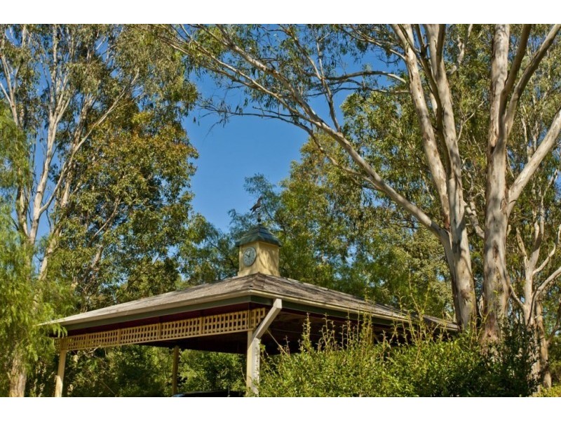 8 Bangalay Close, Brandy Hill NSW 2324