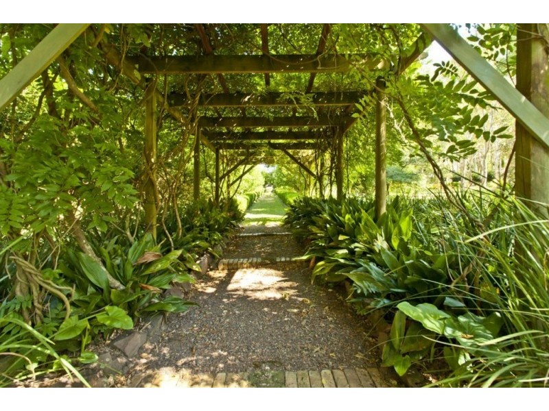 8 Bangalay Close, Brandy Hill NSW 2324