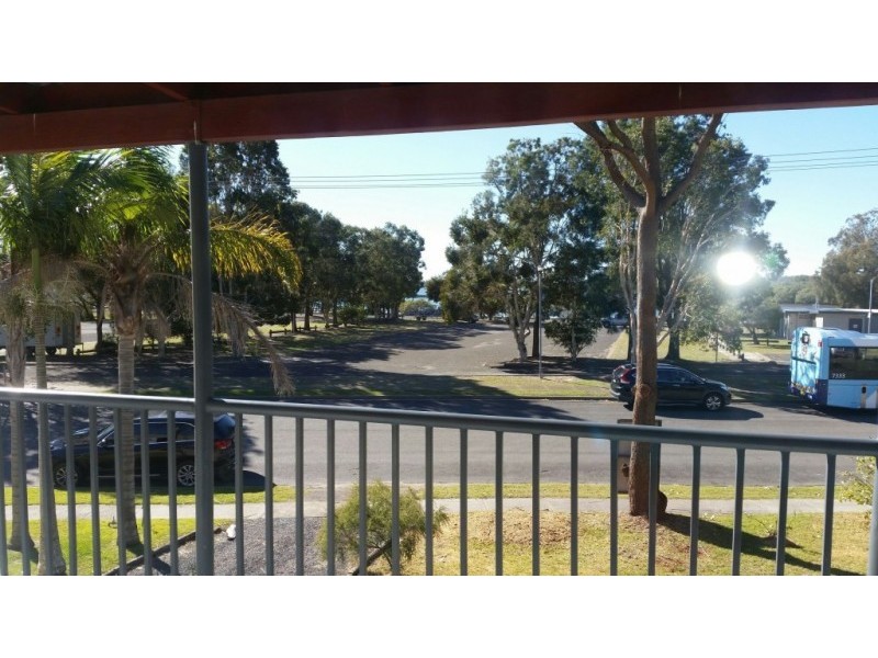 33 Cook Parade, Lemon Tree Passage NSW 2319