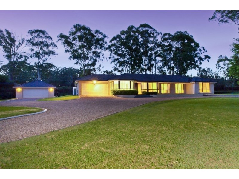 21 South Esk Drive, Seaham NSW 2324