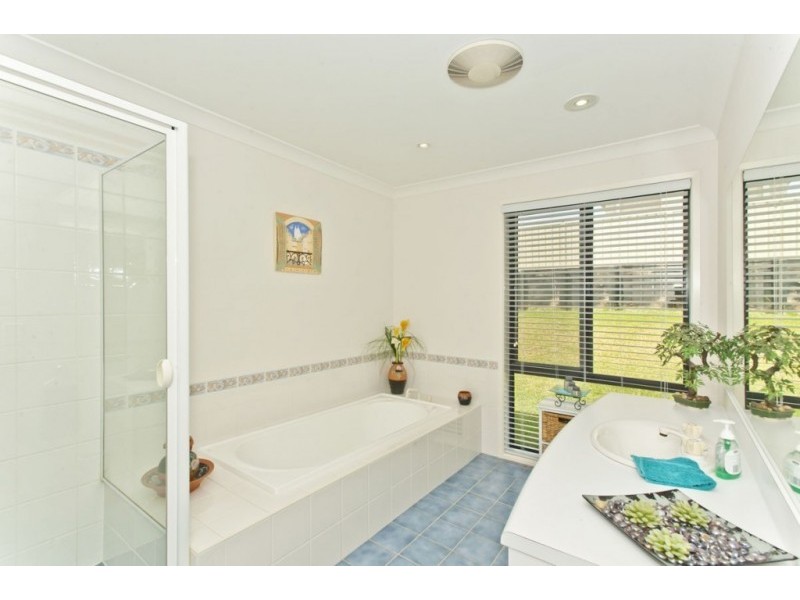 7 Edstein Place, Raymond Terrace NSW 2324