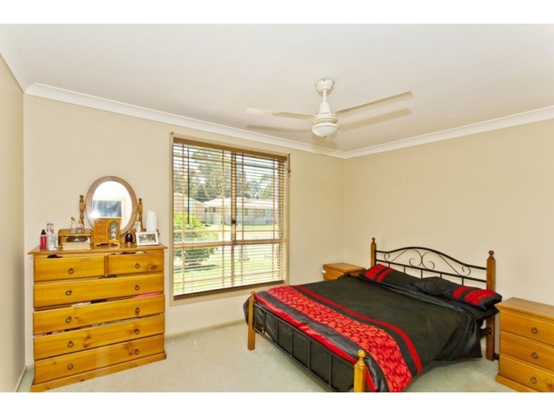 1 Moxey Close, Raymond Terrace NSW 2324