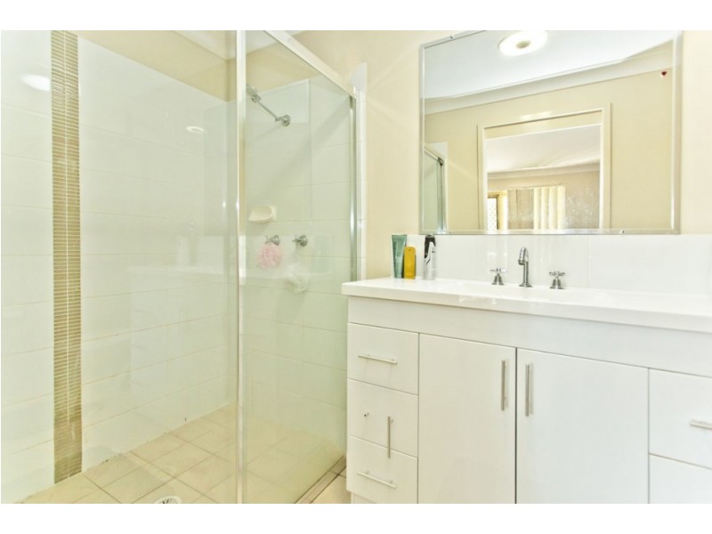 18/112 Chelmsford Drive, Metford NSW 2323