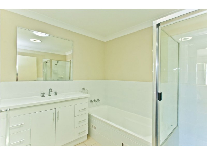 18/112 Chelmsford Drive, Metford NSW 2323