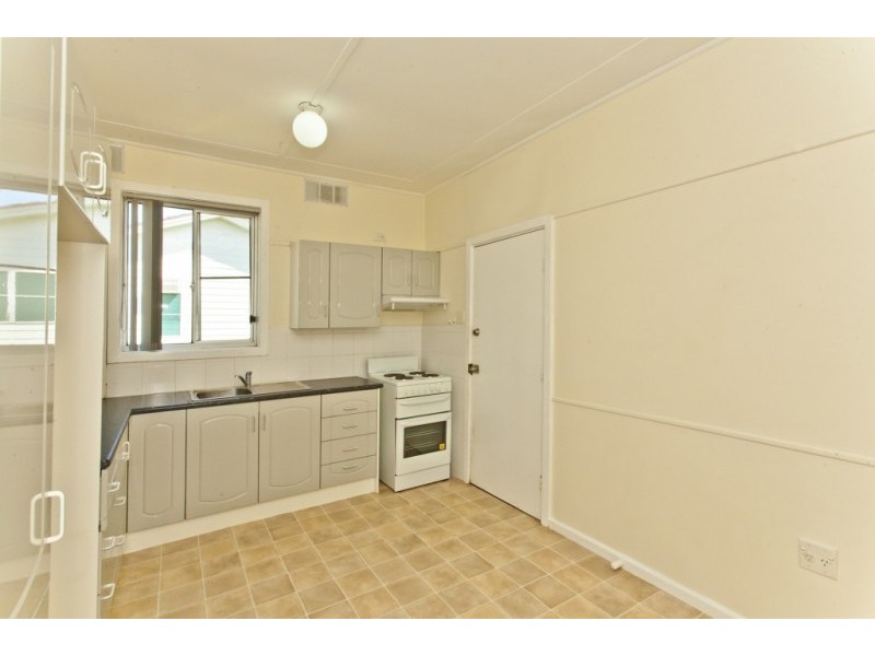 4 Muree Street, Raymond Terrace NSW 2324