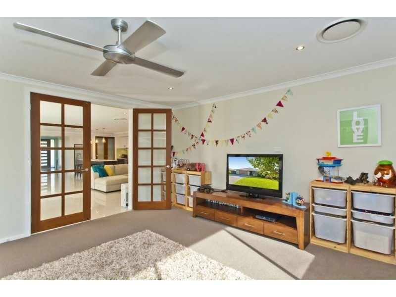 12 Oimara Street, Fern Bay NSW 2295