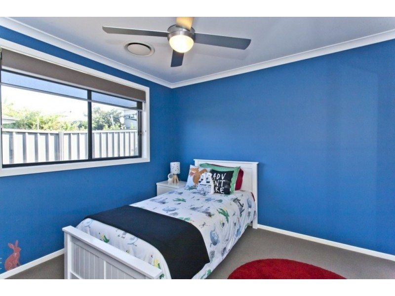 12 Oimara Street, Fern Bay NSW 2295