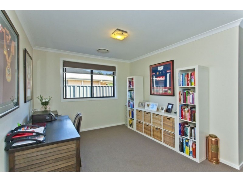 12 Oimara Street, Fern Bay NSW 2295