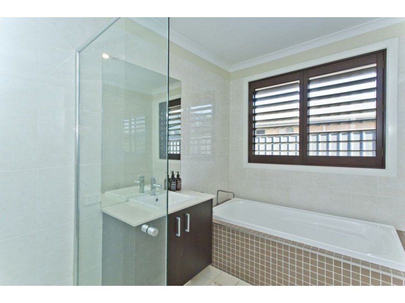 12 Oimara Street, Fern Bay NSW 2295