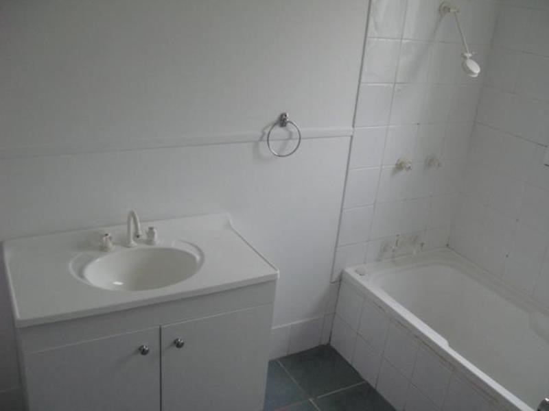 27 BRIDGES ROAD, New Lambton NSW 2305