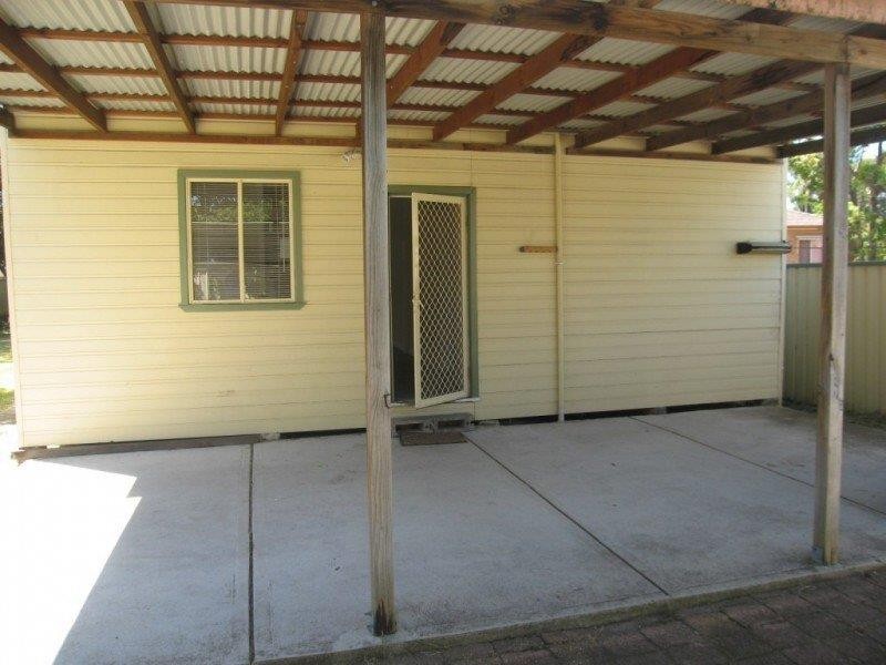 27 BRIDGES ROAD, New Lambton NSW 2305