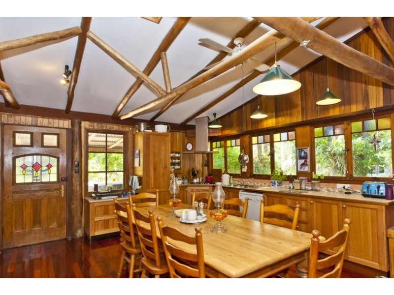 310 Thompsons Lane, Stroud NSW 2425