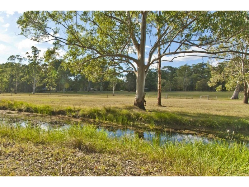 310 Thompsons Lane, Stroud NSW 2425