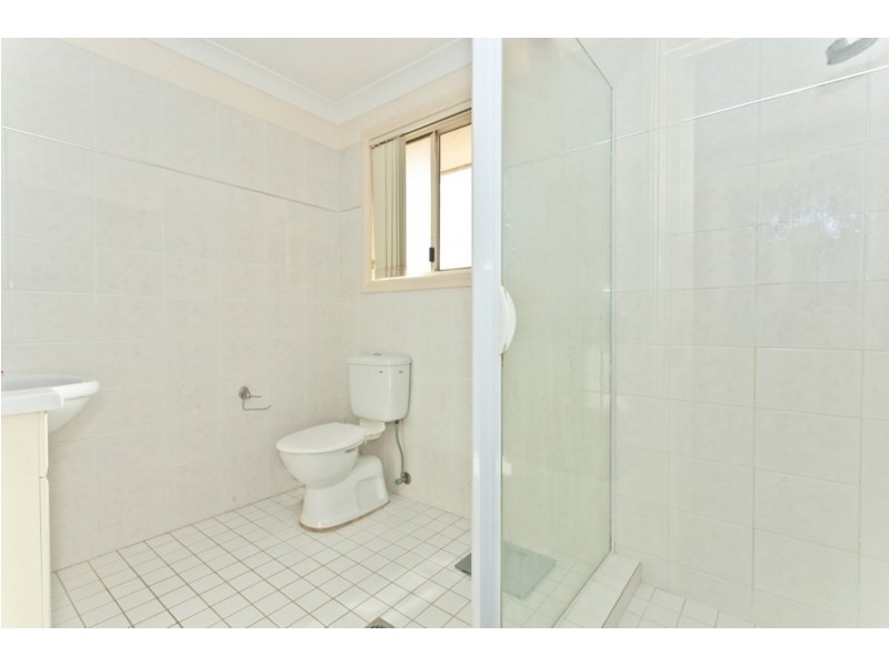 3/3 Oak Circuit, Raymond Terrace NSW 2324