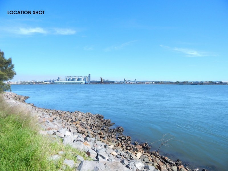 102 Fullerton Street, Stockton NSW 2295