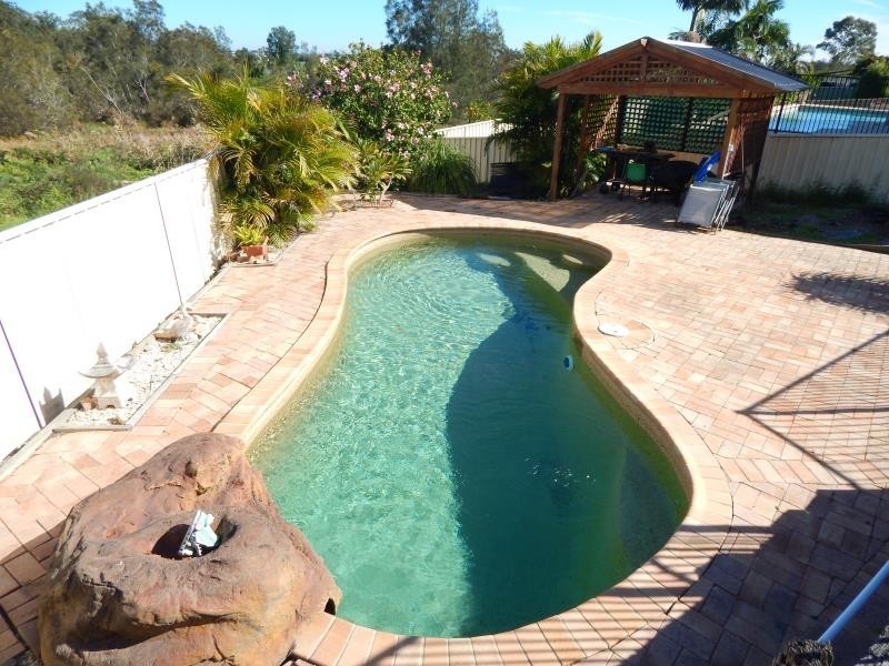 16 KANWARY CLOSE, Raymond Terrace NSW 2324