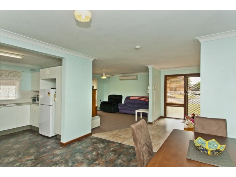 55 Watt St, Raymond Terrace NSW 2324