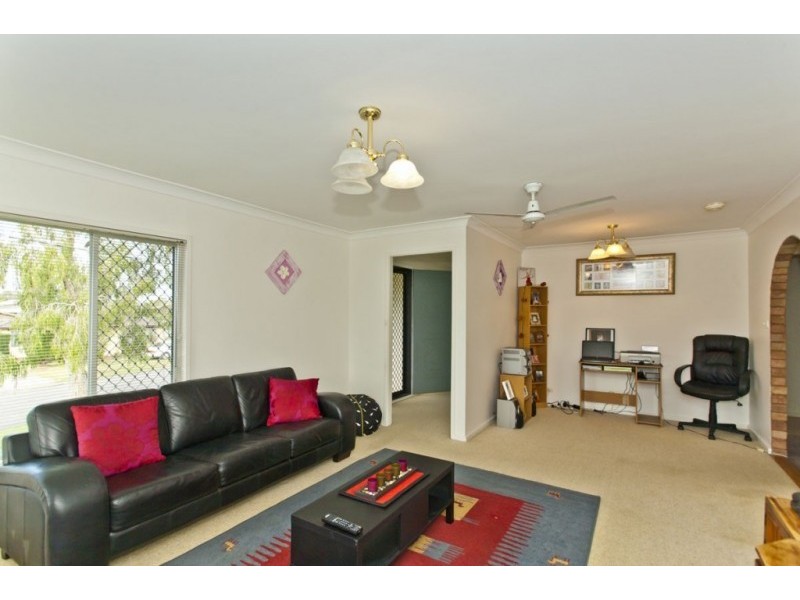 2 Cunningham Close, Raymond Terrace NSW 2324