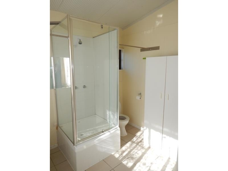 20 GWEN PARADE ‘GRANNY FLAT’, Raymond Terrace NSW 2324