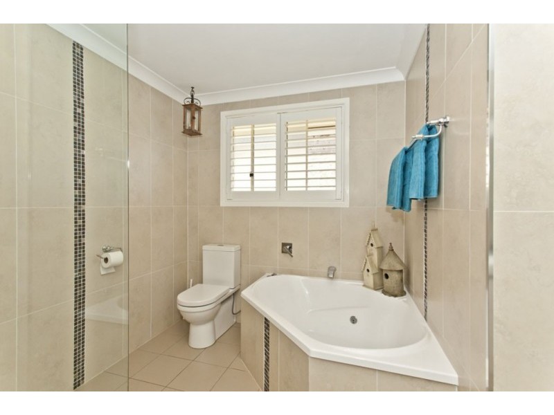 22 Holwell Circuit, Raymond Terrace NSW 2324