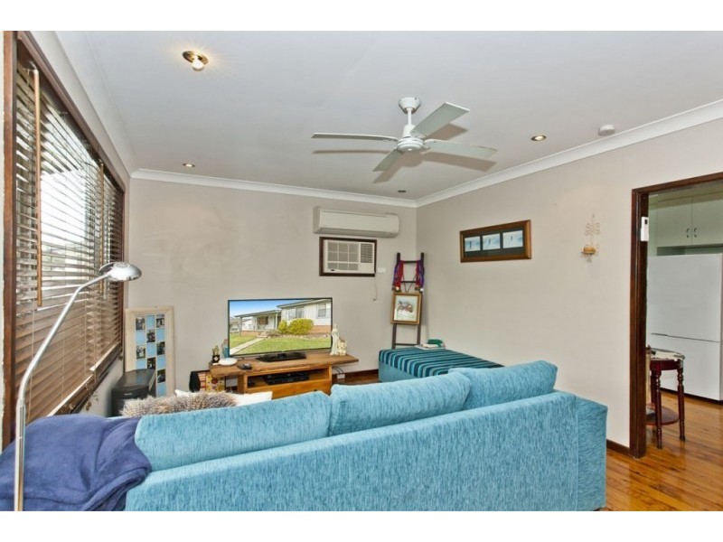 8 Cunningham Close, Raymond Terrace NSW 2324