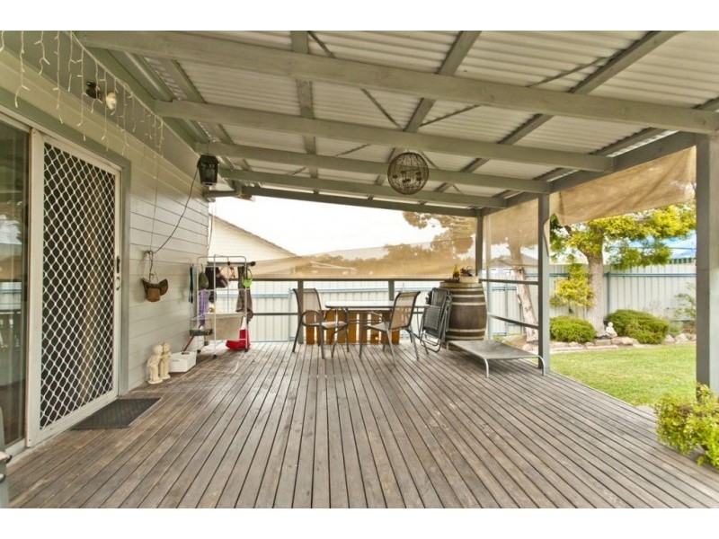 8 Cunningham Close, Raymond Terrace NSW 2324