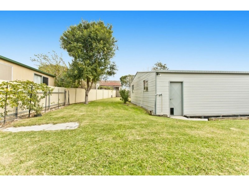 8 Cunningham Close, Raymond Terrace NSW 2324