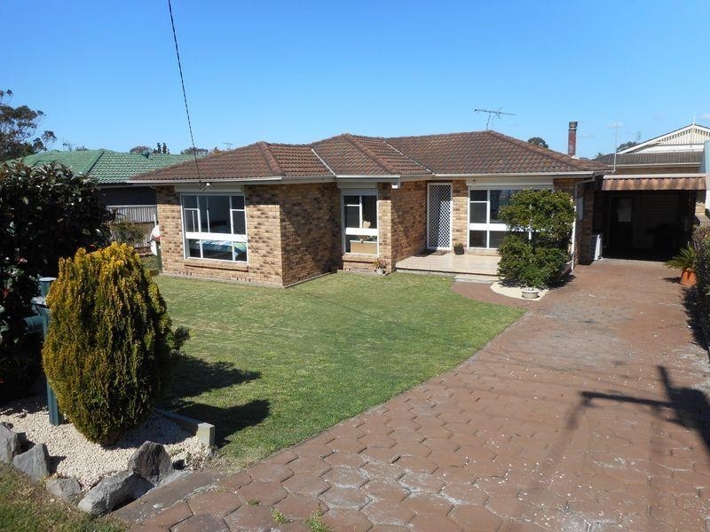 10 GARDEN AVENUE, Raymond Terrace NSW 2324